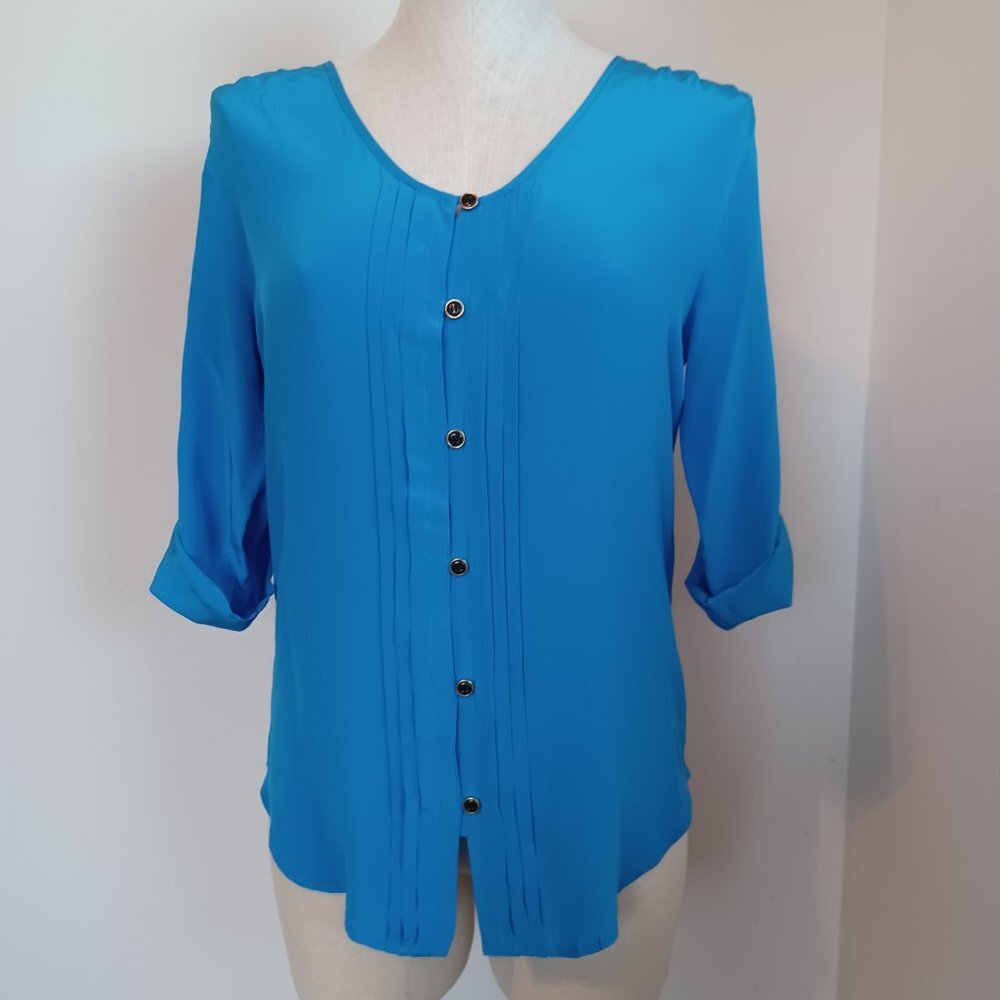 Yumi Kim Blue Pleated Front Roll Tab 3/4 Sleeve Blouse Small